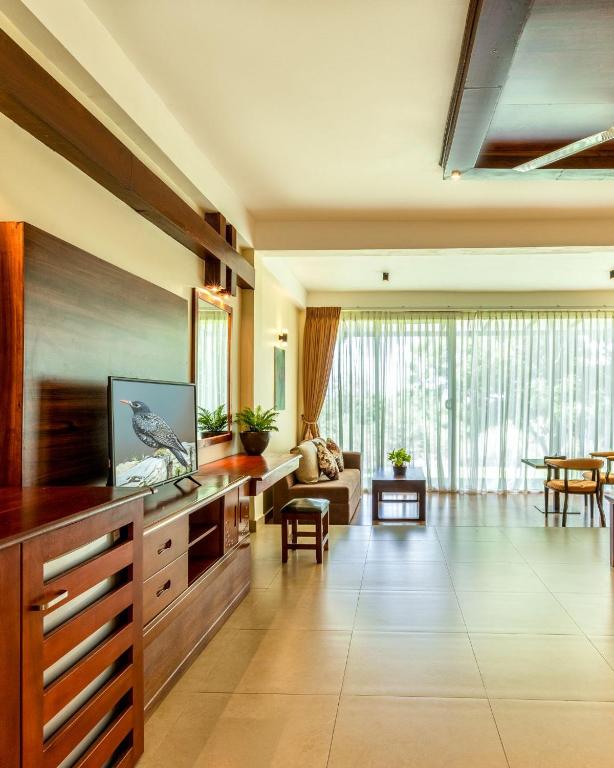 Deluxe Triple Room detail